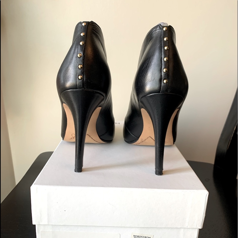 Beautiful black leather open toed booties
